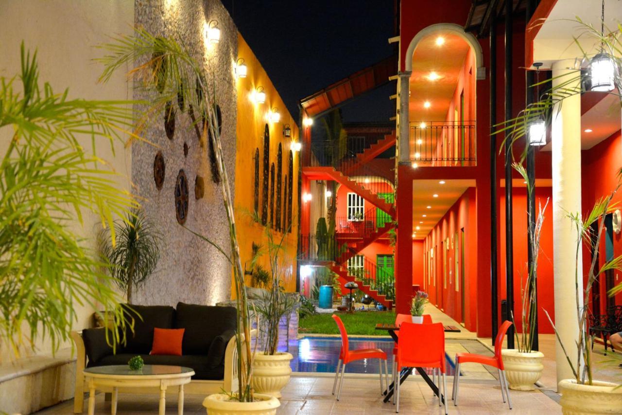 Hotel Mejorada Merida Exterior photo